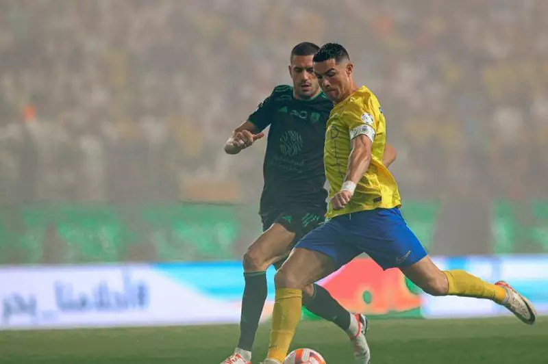 رونالدو خلال مباراة النصر والأهلي